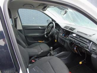 Skoda Fabia Fabia III Combi (NJ5), Combi 5-drs, 2014 / 2022 1.0 TSI 12V picture 4