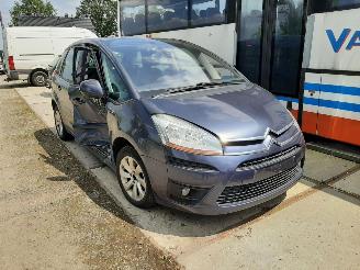 rozbiórka samochody osobowe Citroën C4-picasso 1.6 HDI 2010/2