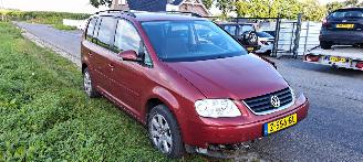 Volkswagen Touran 1.9 tdi picture 2