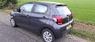 Peugeot 108 1.0 E VTI picture 3
