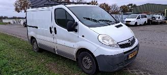 Opel Vivaro 2.0 CDTI picture 2