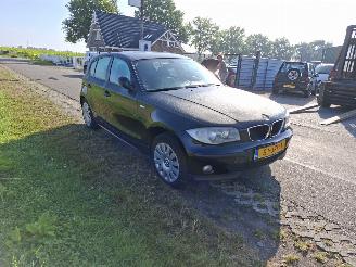 BMW 1-serie 116 i picture 2