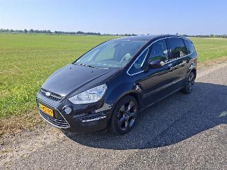 damaged passenger cars Ford S-Max 1.6 16v SCTI 2011/9