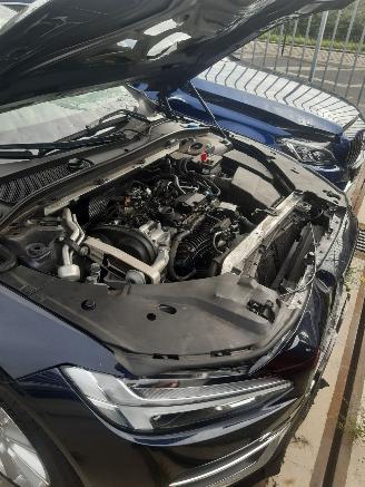 Volvo S-90 2.0 T4 Inscription picture 4