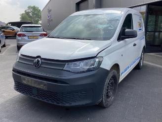 Vrakbiler auto Volkswagen Caddy Caddy Cargo V (SBA/SBH), Van, 2020 2.0 TDI BlueMotionTechnology 2021/1