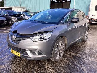 Uttjänta bilar auto Renault Mégane Scénic 1.2 TCe Intens 2017/6