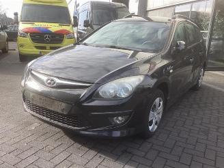 demontáž osobní automobily Hyundai I-30 i30 Crosswagon (WWH), Combi, 2007 / 2012 1.4 CVVT 16V 2011/1
