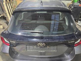 Vrakbiler auto Toyota Yaris Yaris IV (P21/PA1/PH1), Hatchback, 2020 1.5 12V Hybrid 115 2024/7