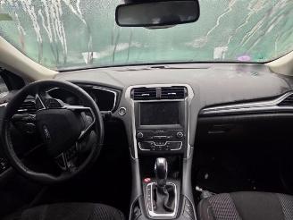 krockskadad bil auto Ford Mondeo Mondeo V Wagon, Combi, 2014 / 2022 2.0 Hybrid 16V 2019/9