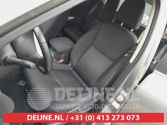 Nissan Navara  picture 15