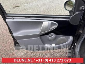 Toyota Aygo Aygo (B10), Hatchback, 2005 / 2014 1.0 12V VVT-i picture 17