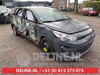 demontáž osobní automobily Kia Rio Rio IV (YB), Hatchback, 2017 1.0i T-GDi 100 12V 2021/10