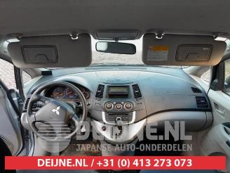 Mitsubishi Grandis Grandis (NA), MPV, 2004 / 2010 2.4 16V MIVEC picture 21