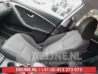 Hyundai I-30 i30 Wagon (GDHF5), Combi, 2012 1.6 CRDi Blue Drive 16V VGT picture 19
