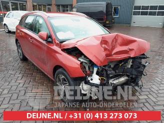 Vrakbiler auto Hyundai I-30 i30 Wagon (PDEF5), Combi, 2017 1.0 T-GDI 12V 2021/3