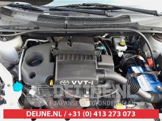 Toyota Yaris Yaris (P1), Hatchback, 1999 / 2005 1.3 16V VVT-i picture 10