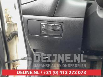 Mazda 3 3 (BM/BN), Hatchback, 2013 / 2019 2.0 SkyActiv-G 16V picture 19