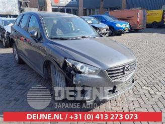 Coche siniestrado Mazda CX-5 CX-5 (KE,GH), SUV, 2011 2.0 SkyActiv-G 165 16V 2WD 2016