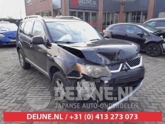 Coche siniestrado Mitsubishi Outlander Outlander (CW), SUV, 2006 / 2012 2.4 16V Mivec 4x2 2008/7