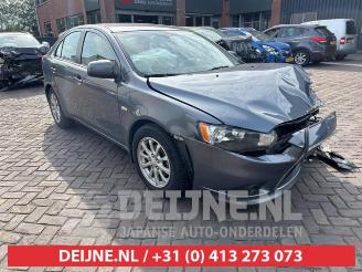 Coche siniestrado Mitsubishi Lancer Lancer Sportback (CX), Hatchback, 2008 1.6 MIVEC 16V 2010/11