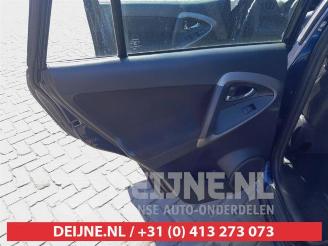 Toyota Rav-4 RAV4 (A3), Terreinwagen, 2005 / 2012 2.0 16V VVT-i 4x4 picture 12