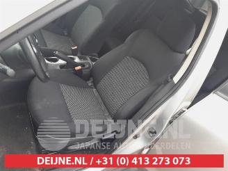 Nissan Juke Juke (F15), SUV, 2010 / 2019 1.6 16V picture 14