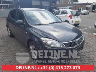 Sloopauto Kia Cee d Cee'd (EDB5), Hatchback 5-drs, 2006 / 2012 1.4 CVVT 16V 2010/1