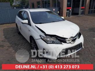 Coche siniestrado Toyota Auris Touring Sports Auris Touring Sports (E18), Combi, 2013 / 2018 1.8 16V Hybrid 2014/10