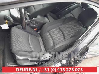 Mazda 3 3 (BM/BN), Sedan, 2013 / 2019 2.2 SkyActiv-D 150 16V picture 17