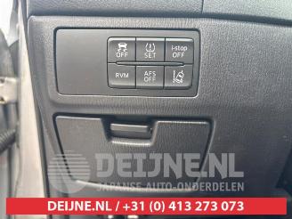 Mazda 6 6 (GJ/GH/GL), Sedan, 2013 2.2 SkyActiv-D 150 16V picture 16