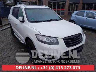 disassembly passenger cars Hyundai Santa Fe Santa Fe II (CM), SUV, 2006 / 2012 2.4 16V 4x4 2011/4