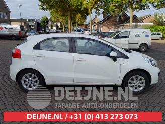 Kia Rio Rio III (UB), Hatchback, 2011 / 2017 1.2 CVVT 16V picture 8
