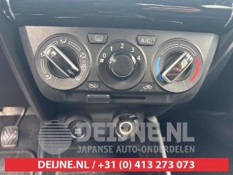 Suzuki Swift Swift (ZC/ZD), Hatchback 5-drs, 2017 1.2 Dual Jet 16V picture 12