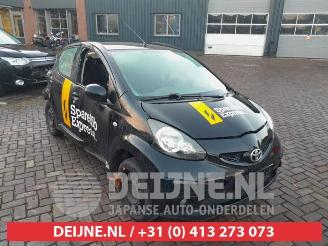 Salvage car Toyota Aygo Aygo (B10), Hatchback, 2005 / 2014 1.0 12V VVT-i 2008/1