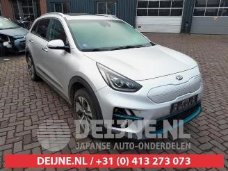 Vrakbiler auto Kia Niro Niro I (DE), SUV, 2016 / 2022 E-Niro 64 kWh 2020/7