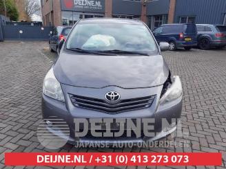 Toyota Verso Verso, MPV, 2009 / 2018 1.8 16V VVT-i picture 2