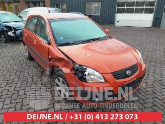 Salvage car Kia Rio Rio II (DE), Hatchback, 2005 / 2011 1.4 16V 2006/10