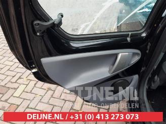 Toyota Aygo Aygo (B10), Hatchback, 2005 / 2014 1.0 12V VVT-i picture 11