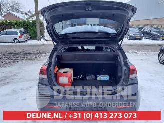 Kia Rio Rio IV (YB), Hatchback, 2017 1.0i T-GDi 100 12V picture 22
