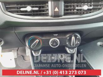 Kia Picanto Picanto (JA), Hatchback, 2017 1.0 DPi 12V picture 13