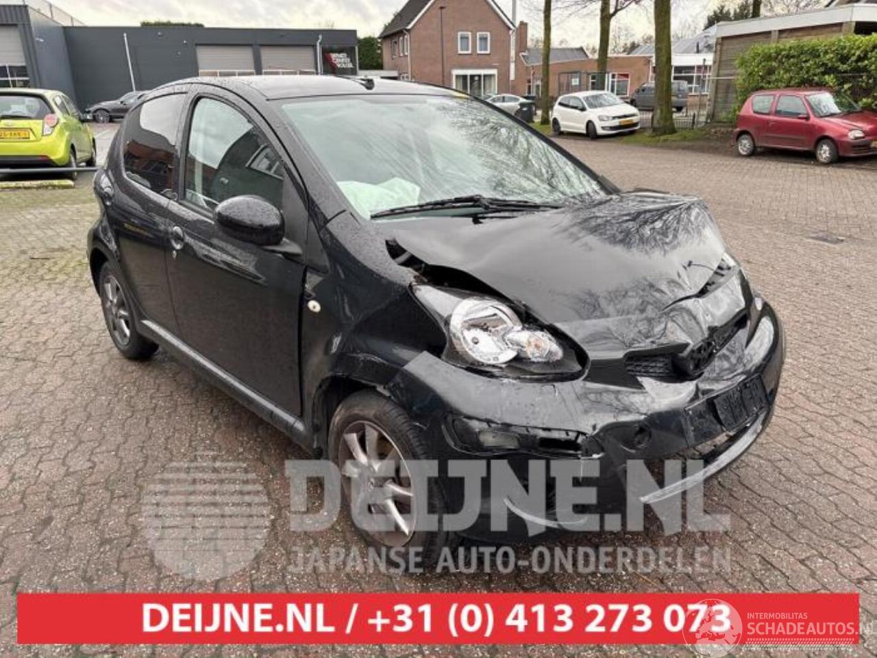 Toyota Aygo Aygo (B10), Hatchback, 2005 / 2014 1.0 12V VVT-i