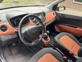 Hyundai I-10 1.0i I-Motion Comfort picture 17