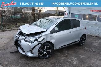 Vrakbiler auto Toyota Yaris 1.5 Hybrid 2019/8