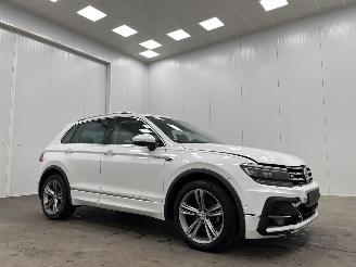 uszkodzony samochody osobowe Volkswagen Tiguan 2.0 TDI DSG R-Line Panoramadak Navi Clima 2020/2