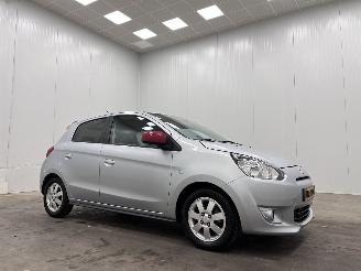 Damaged car Mitsubishi Space-star 1.0 Bright Airco 2015/11