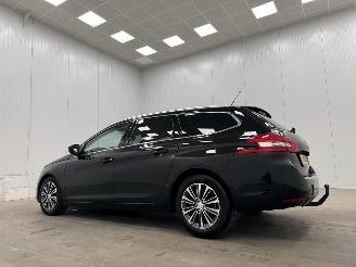 Peugeot 308 SW 1.2 PureTech Allure Navi Clima picture 3