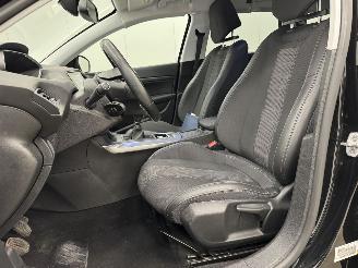 Peugeot 308 SW 1.2 PureTech Allure Navi Clima picture 8