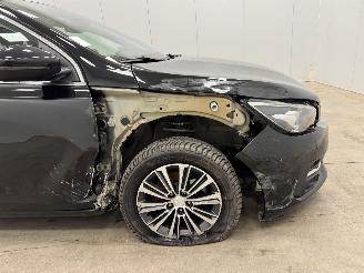 Peugeot 308 SW 1.2 PureTech Allure Navi Clima picture 19