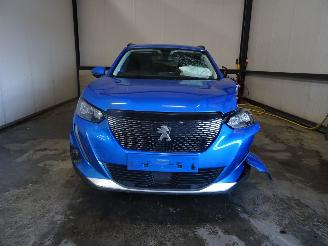 Peugeot 2008 1.2 THP picture 3