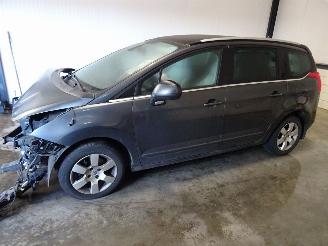 Uttjänta bilar auto Peugeot 5008 1.6 HDI 2012/3